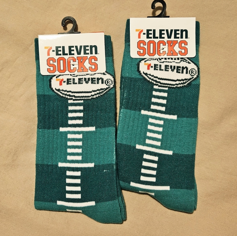 Unisex Football Socks 2 Pairs, NWT